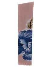 Load image into Gallery viewer, Peppermint Flower Shawl