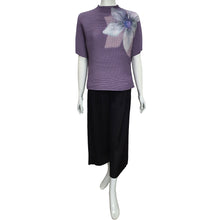 Load image into Gallery viewer, Co.lette Bloom Cube Pleated Top