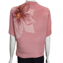 Load image into Gallery viewer, Co.lette Bloom Cube Pleated Top