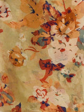 Load image into Gallery viewer, Anemone Shawl
