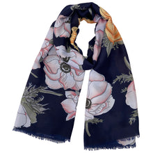 Load image into Gallery viewer, Poppy Flower Shawl
