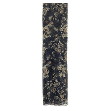 Load image into Gallery viewer, Hazy Flower Shawl
