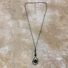 Load image into Gallery viewer, Artsy Beaded Long Necklace
