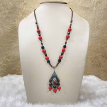 Load image into Gallery viewer, Beaded Tassel Necklace
