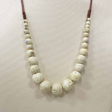 Load image into Gallery viewer, Beaded Necklace
